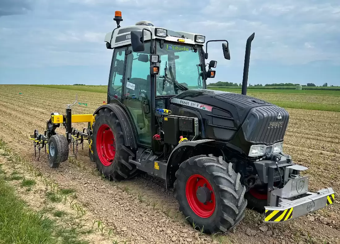 photo tracteur autonome sur un Fendt 211V